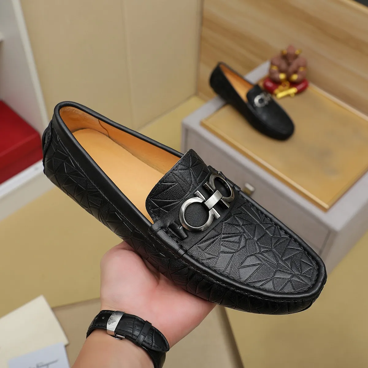 Men's shoes 💰360 🕷🕷【Ferragamo】Ferragamo Popular fashionable casual slip-on shoes🇨🇳Official website counter 1:1 production, original mold opening💯Good quality visible, imported high-end first-layer calfskin, luxurious pigskin lining🌿Very clear texture, high-quality waterproof, non-slip and wear-resistant outsole🎋High quality and low price, truly handmade🍓Color, code number 38-45
